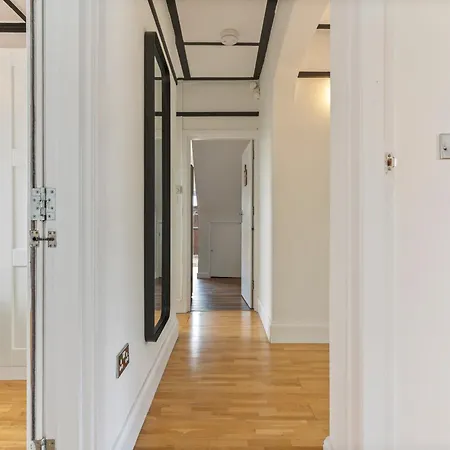 Heart Of Acton - Perfect For Large Groups Apartment London Exterior photo